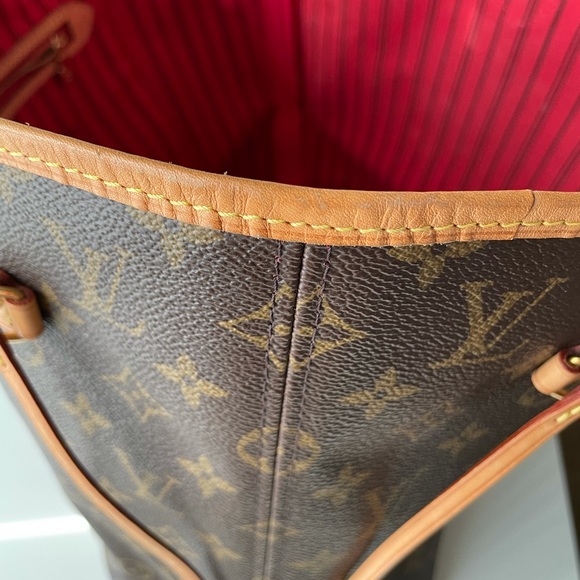 ❤️SOLD❤️🤎Louis Vuitton Neverfull MM🤎 - Picture 11 of 16